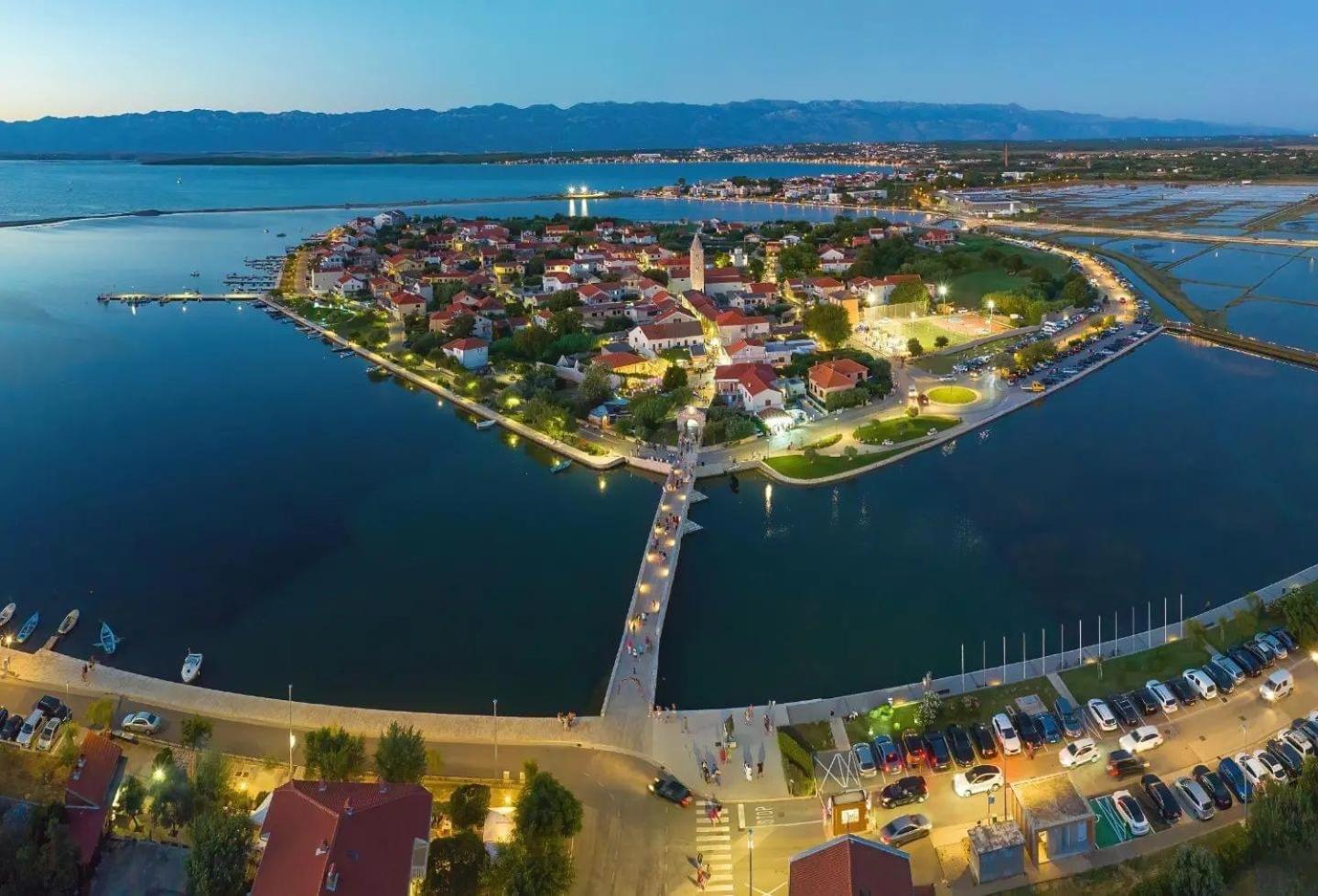 Apartment Bonaca Нин Екстериор снимка
